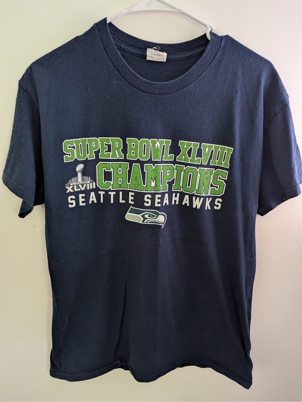 Seattle Seahawks Super Bowl XLVIII Champions T-Shirt Navy Medium